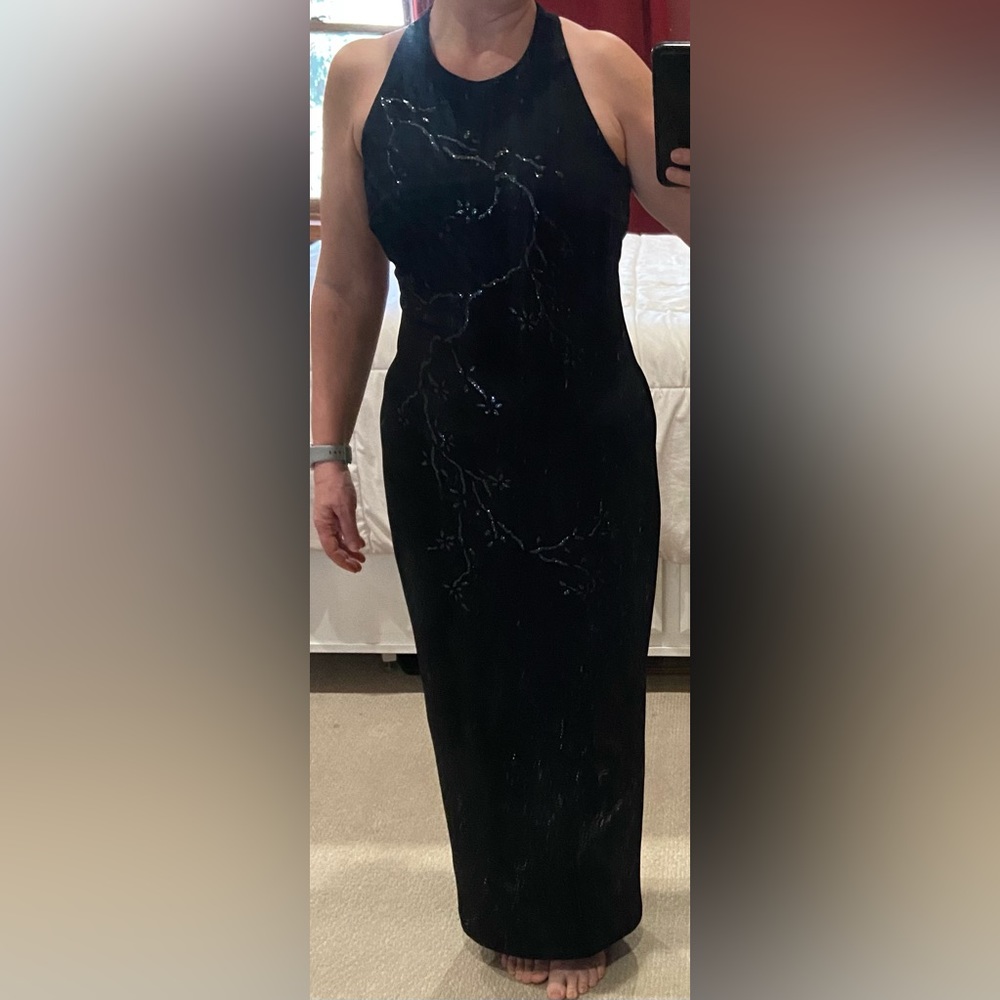 Beautiful black cross Bari Jay black dress size 9-10